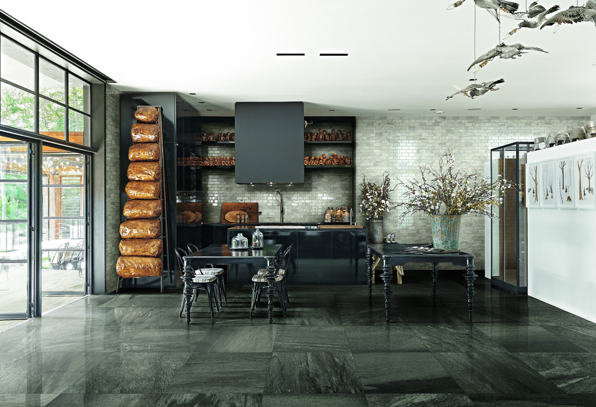 FLAGSTONE 2.0 BLACK GLOSSY